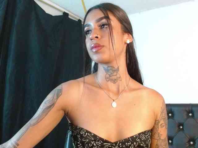 ameliejoness17 webcam