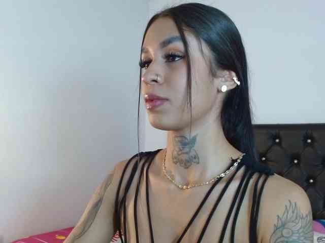 ameliejoness17 webcam
