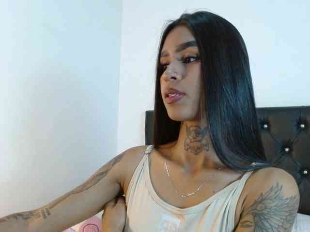 ameliejoness17 webcam