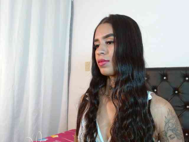 ameliejoness17 webcam