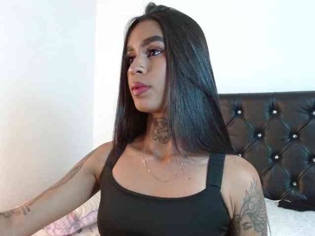 ameliejoness17 webcam