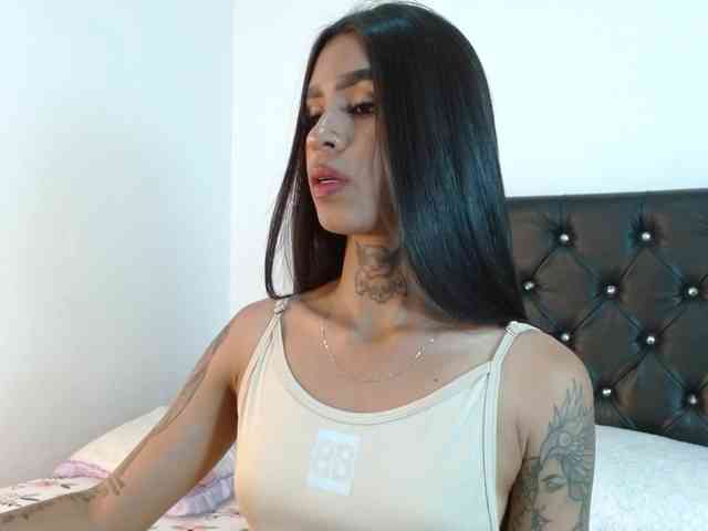 ameliejoness17 webcam