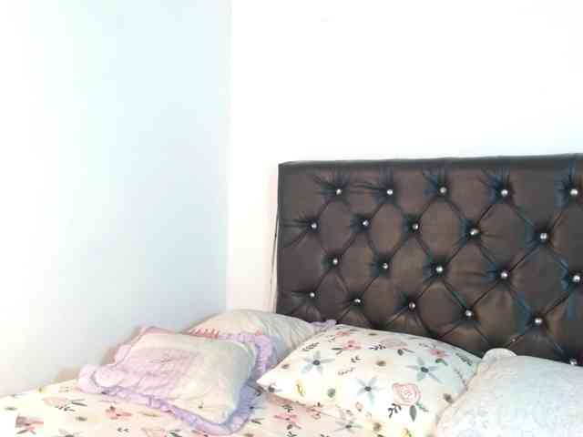 ameliejoness17 webcam