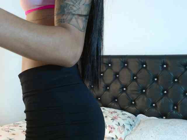 ameliejoness17 webcam