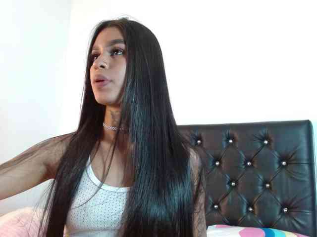 ameliejoness17 webcam