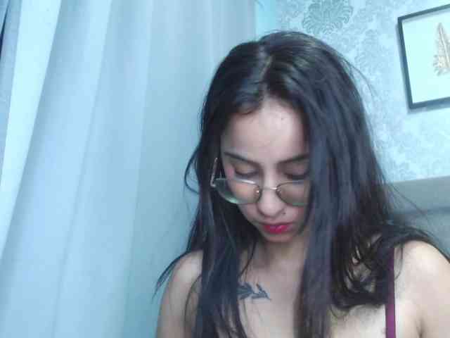 free online cam Alanamartinez