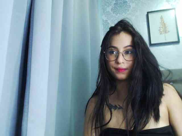 alanamartinez webcam