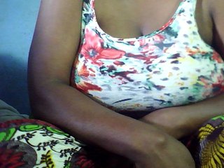 Carennehot2's Live Webcam