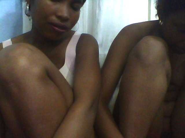 Carennehot2 live cam preview