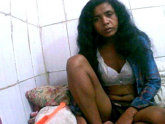 Carennehot2