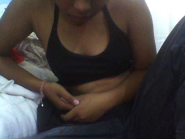 Carennehot2 live cam on BongaCams