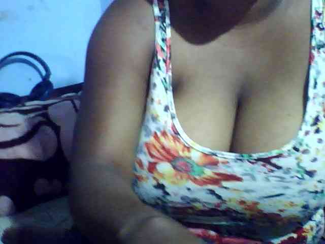 Carennehot2 Carennehot2
