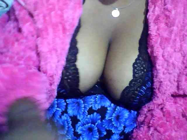 Carennehot2 webcam