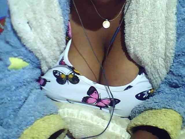 Carennehot2 webcam