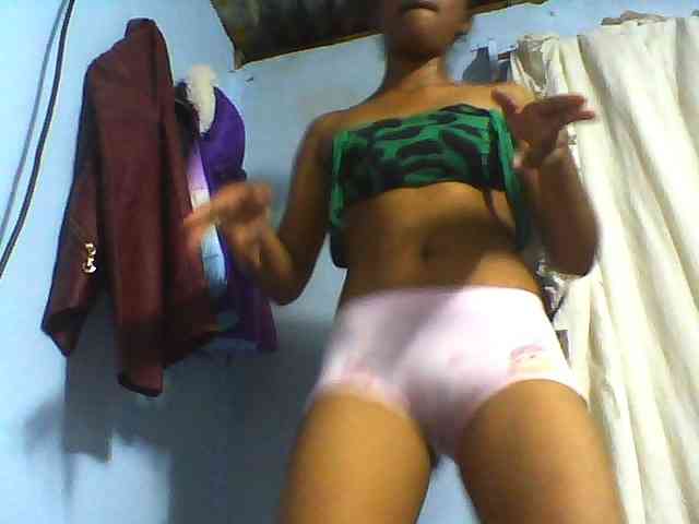 Carennehot2 webcam