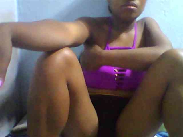 Carennehot2 Carennehot2