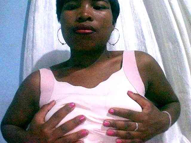 Carennehot2 webcam