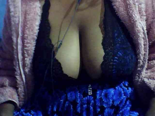 Carennehot2