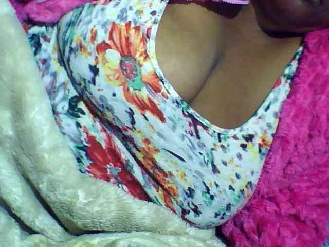 Carennehot2 webcam