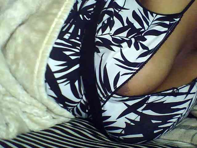 Carennehot2 webcam