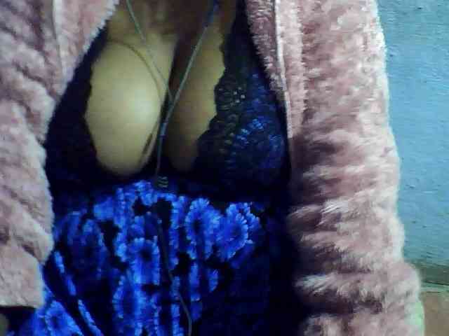 Carennehot2 webcam