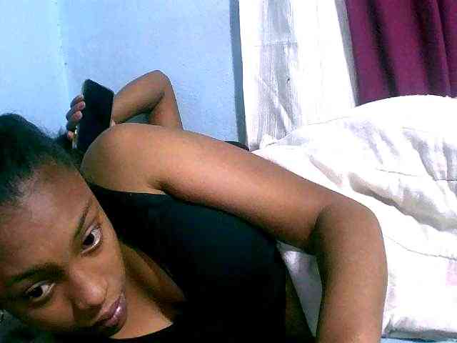 Carennehot2 webcam