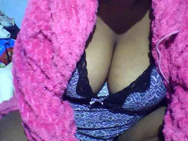 Carennehot2 webcam