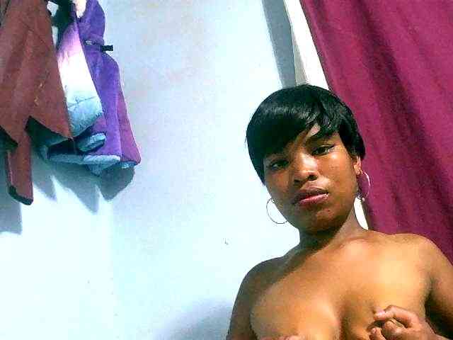 Carennehot2 webcam