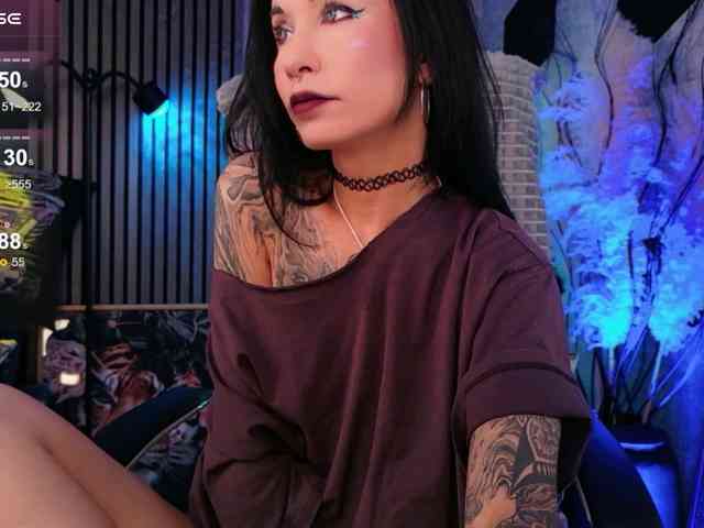 Model: Vespera