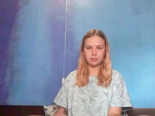 LisaloveX Porn Show
