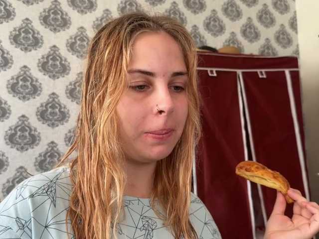 LisaloveX live webcam show