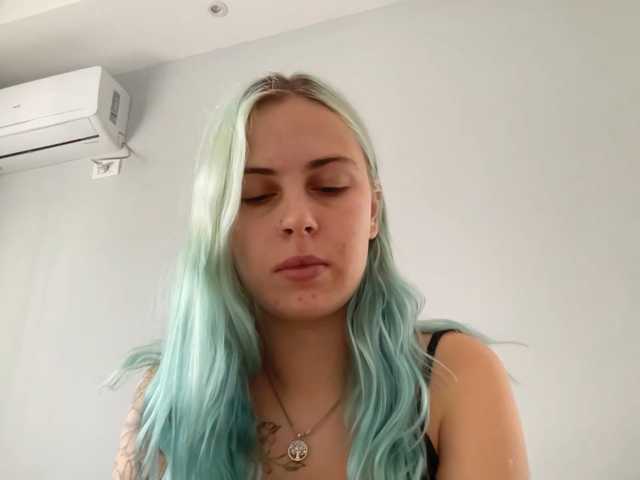 LisaloveX live cam preview