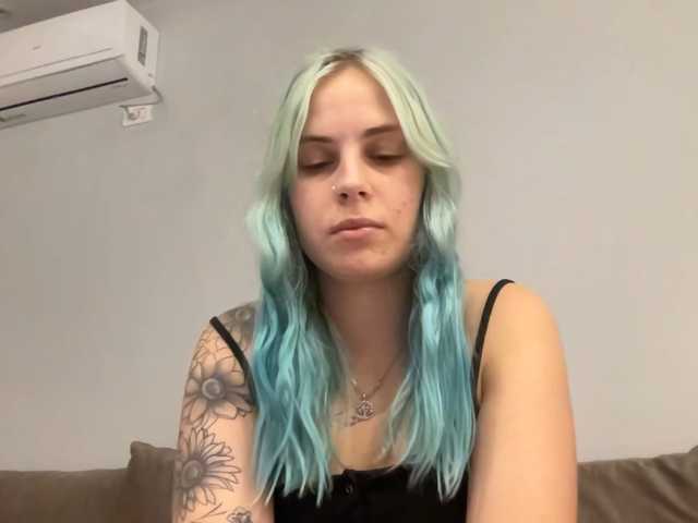 LisaloveX, live now on BongaCams
