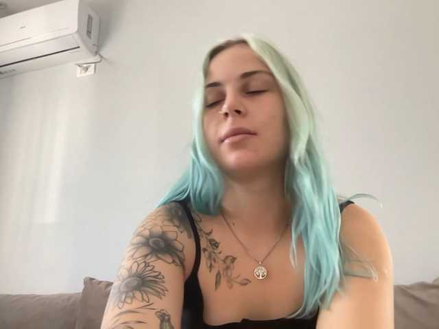 LisaloveX live cam on BongaCams
