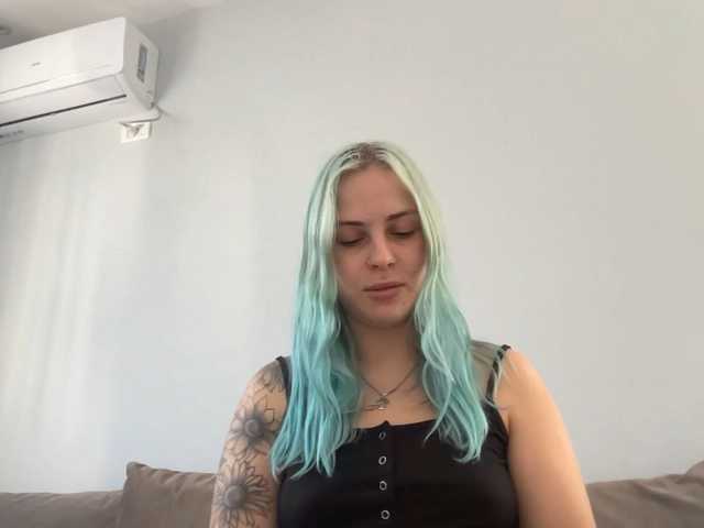 LisaloveX live cam on BongaCams