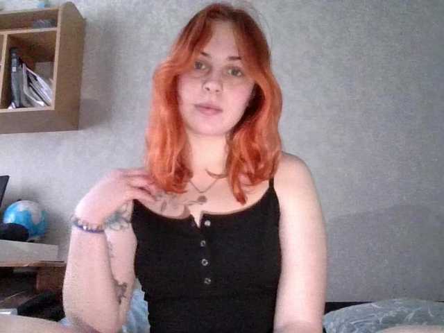 LisaloveX's BongaCams show and profile