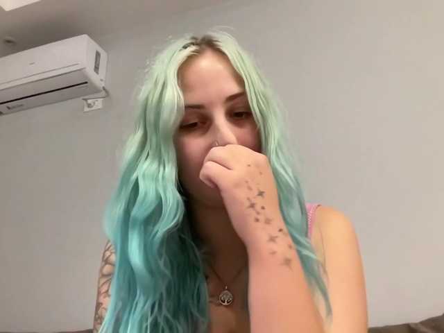 LisaloveX, live now on BongaCams