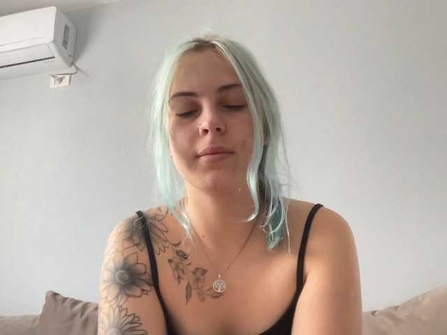 LisaloveX live cam on BongaCams