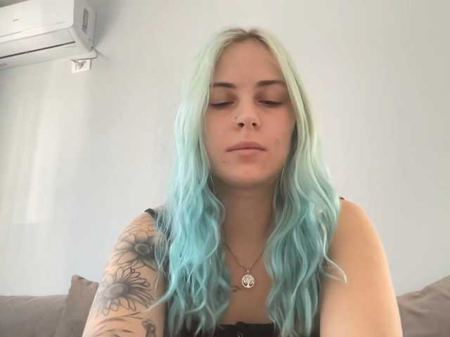 LisaloveX live cam preview