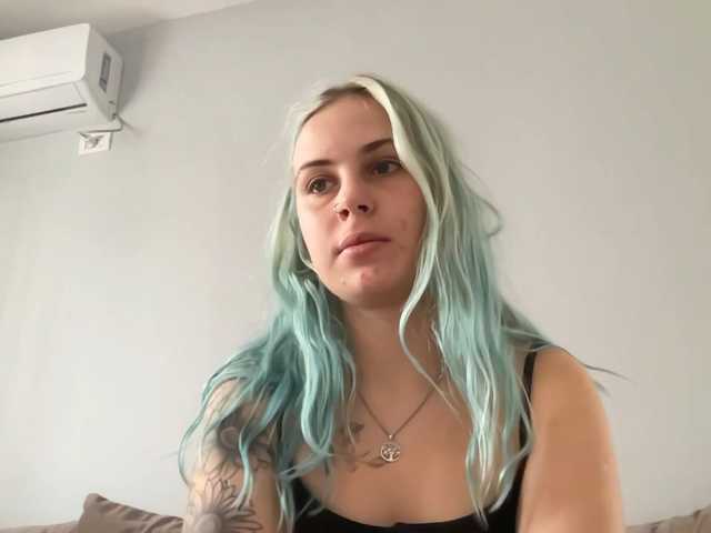 LisaloveX live cam on BongaCams