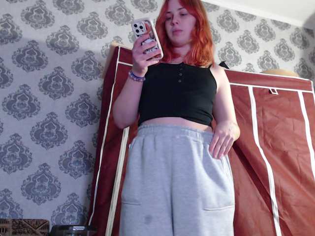 LisaloveX's BongaCams show and profile