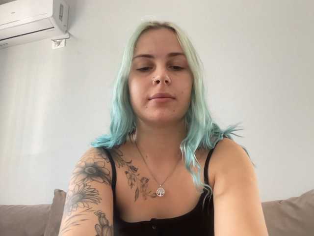 LisaloveX live cam preview