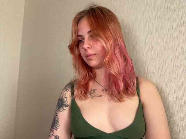 LisaloveX webcam