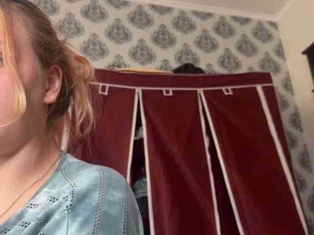 LisaloveX webcam