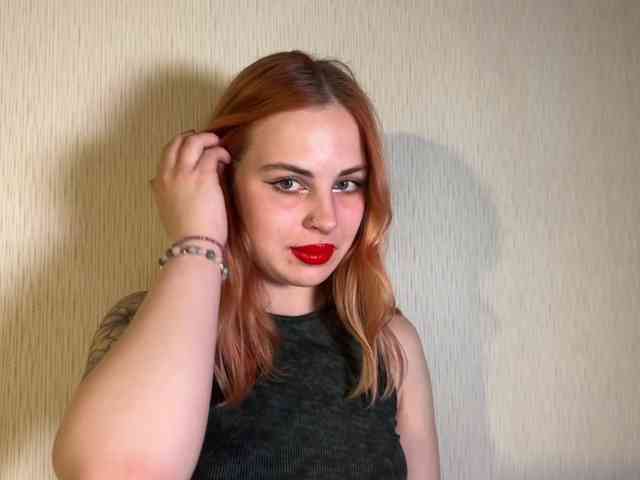 LisaloveX webcam