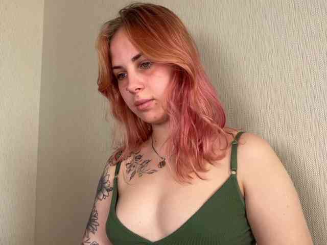 LisaloveX webcam