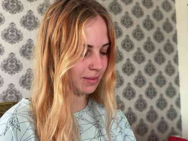 LisaloveX webcam