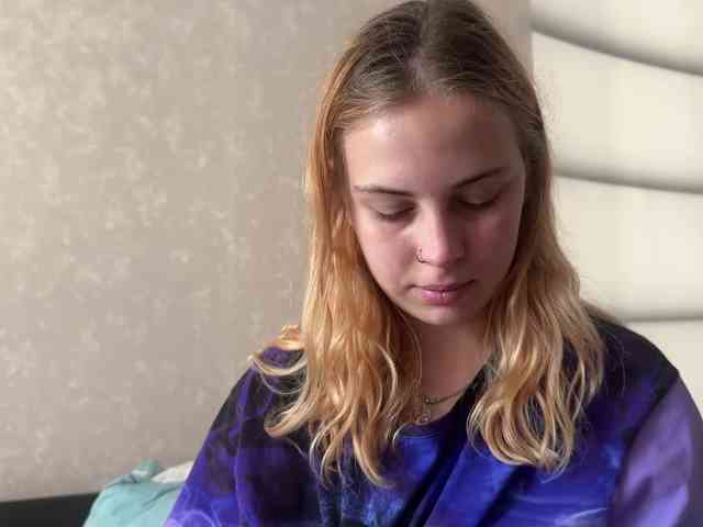 LisaloveX webcam