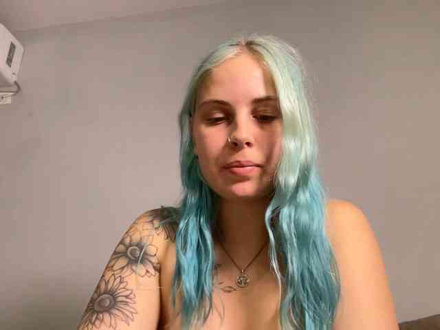 LisaloveX webcam