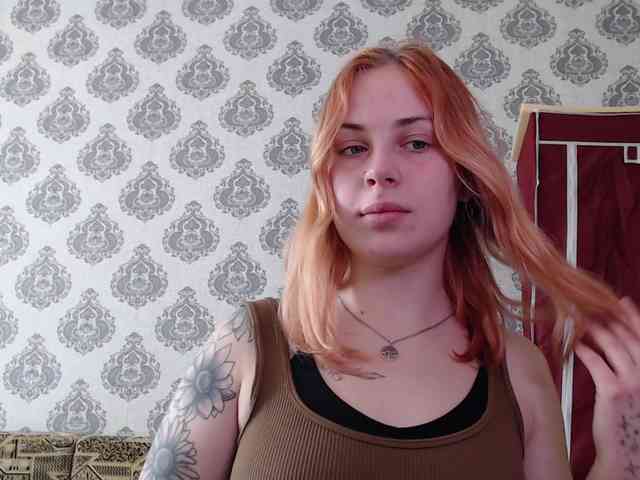 LisaloveX webcam